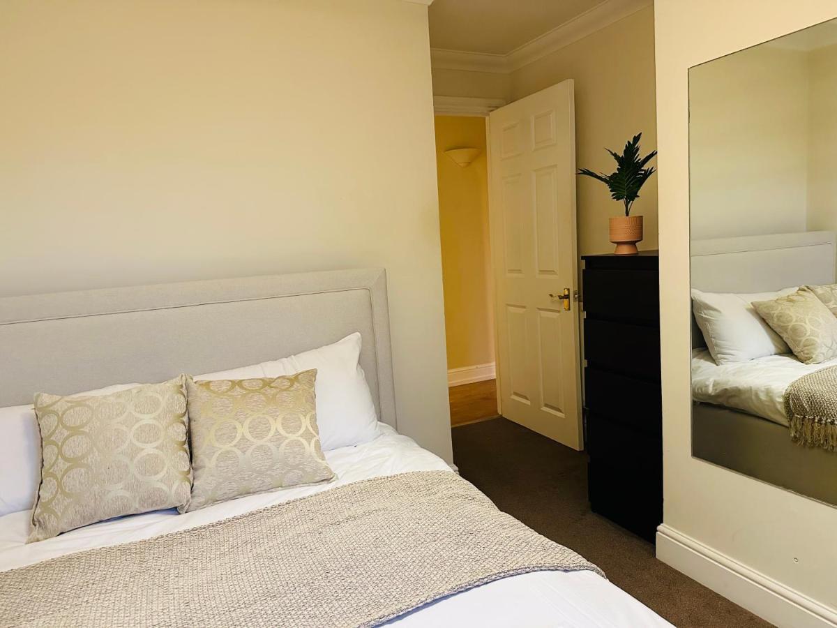 Apartamento The Wimbledon Haven - Free Parking Londres Exterior foto